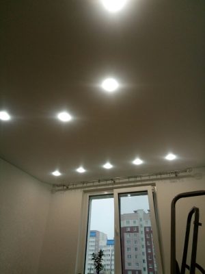 Многоуровневые натяжные потолки, любой сложности.