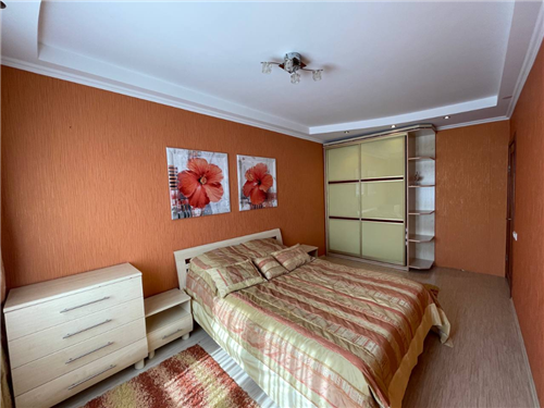 Спешите забронировать уютную квартиру на сутки в живописном городе Пруж