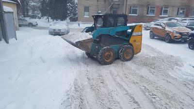 Уборка снега механизированно